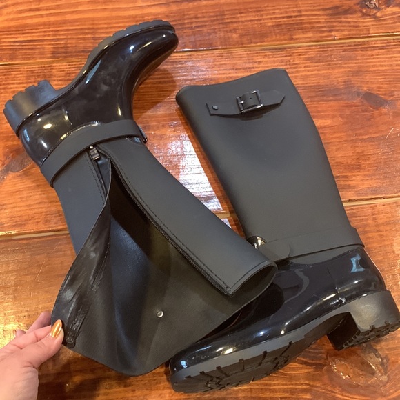 Black Tall Rain Boots - Picture 9 of 12